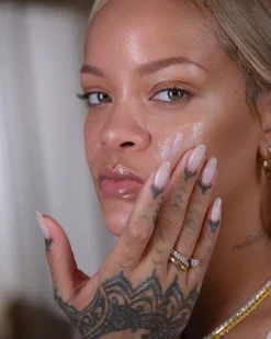 A$AP Rocky Hydra Vizor Invisible Moisturizer Broad Spectrum SPF 30 Sunscreen + Collector's Case