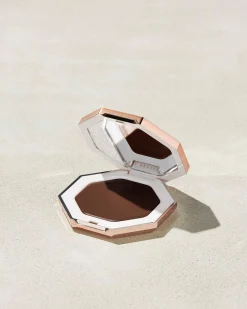 Cheeks Out Freestyle Cream Bronzer