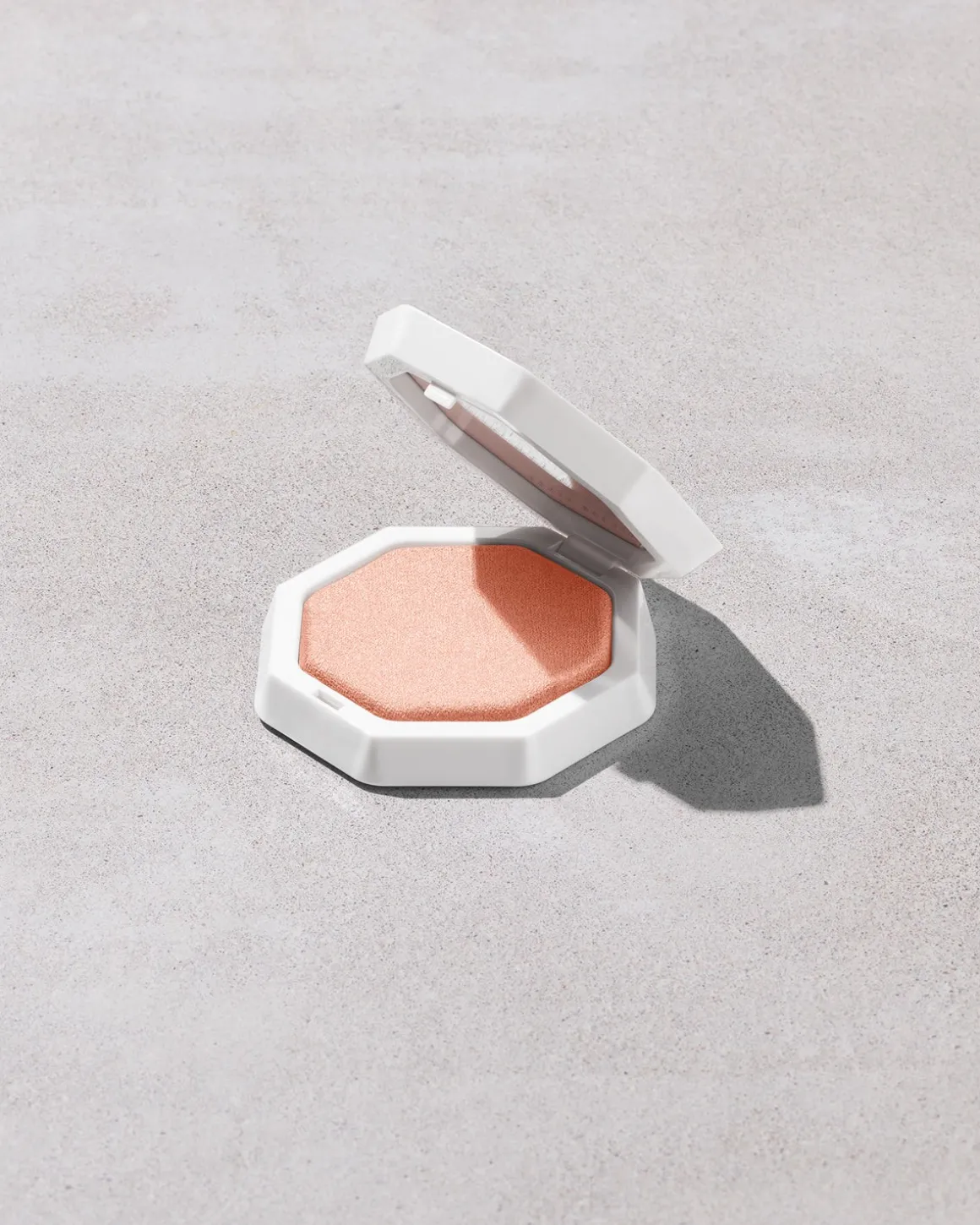 Demi'glow Light-Diffusing Highlighter