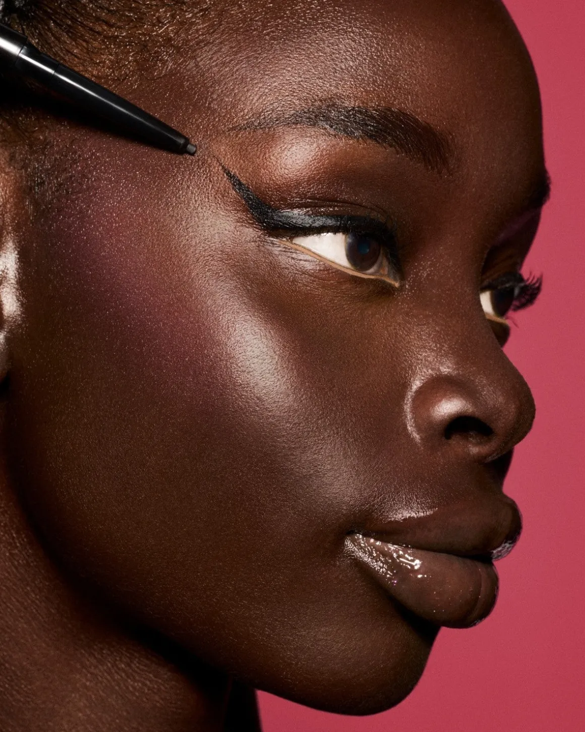 Fine Linez Lash Line-Enhancing Eyeliner