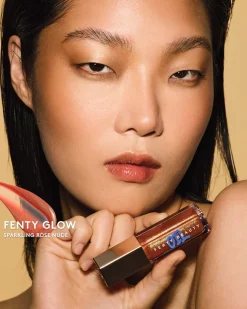 Gloss Bomb Oil Luminizing Lip Oil 'N Gloss