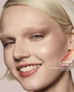 Gloss Bomb Universal Lip Luminizer
