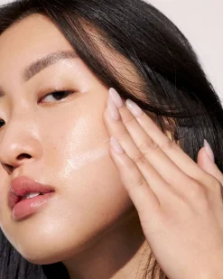 Hydra Vizor Refill Invisible Moisturizer Broad Spectrum Spf 30 Sunscreen with Niacinamide + Kalahari Melon