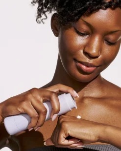 Hydra Vizor Refill Invisible Moisturizer Broad Spectrum Spf 30 Sunscreen with Niacinamide + Kalahari Melon