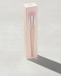 Kabuki-Buff Foundation Brush 115