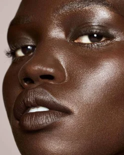 Stunna Lip Paint Longwear Fluid Lip Color