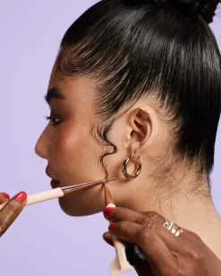 The Side Stick 3-in-1 Edge Styling Tool