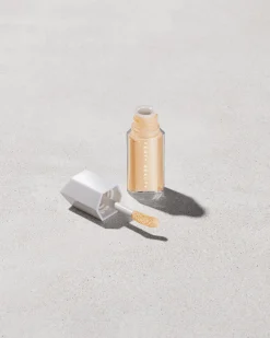 We're Even Hydrating Longwear Concealer